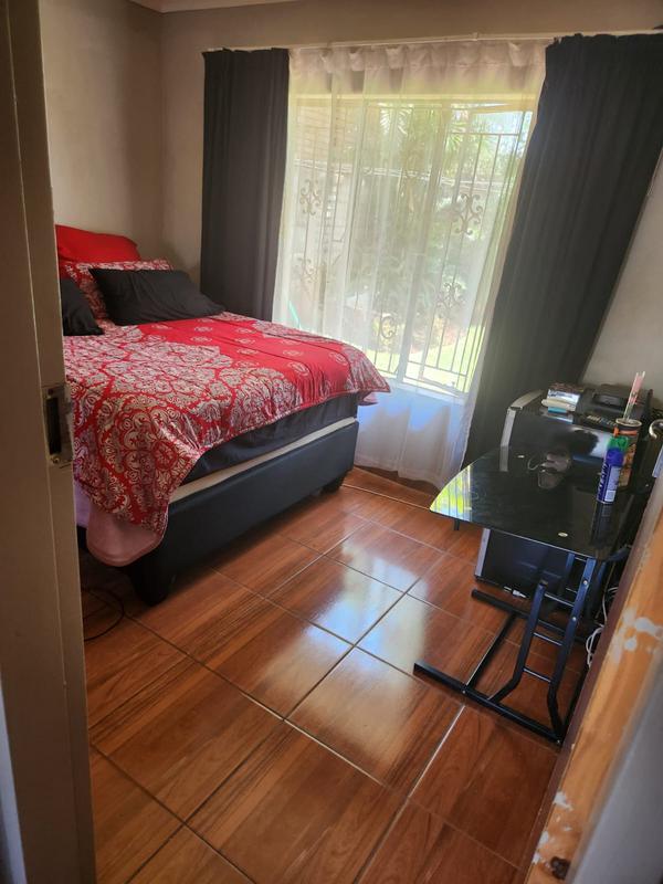 3 Bedroom Property for Sale in Hesteapark Gauteng
