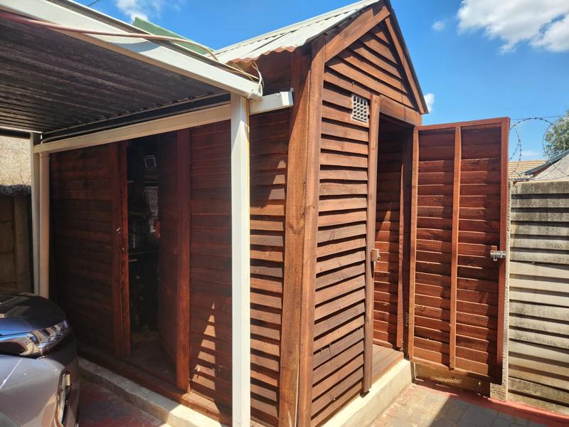 3 Bedroom Property for Sale in Hesteapark Gauteng
