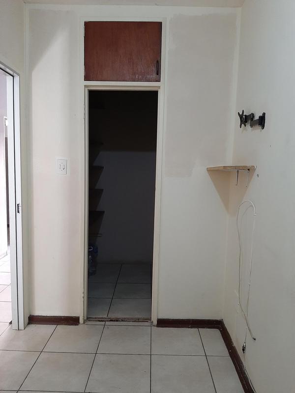 1 Bedroom Property for Sale in Sunnyside Gauteng