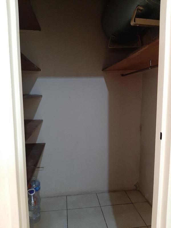 1 Bedroom Property for Sale in Sunnyside Gauteng