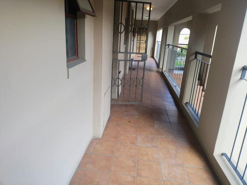 2 Bedroom Property for Sale in Vorna Valley Gauteng