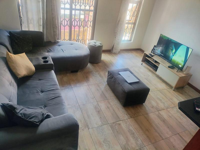 2 Bedroom Property for Sale in Vorna Valley Gauteng