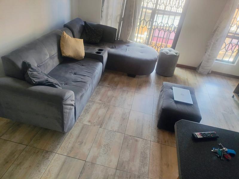 2 Bedroom Property for Sale in Vorna Valley Gauteng