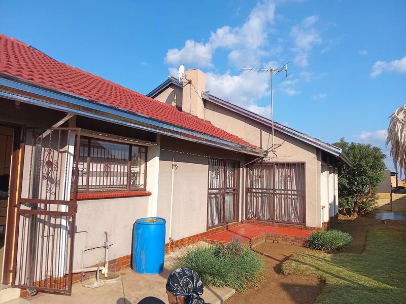 4 Bedroom Property for Sale in Beverley Hills Gauteng