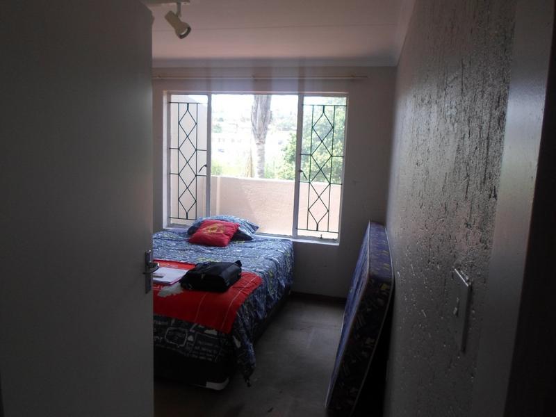 2 Bedroom Property for Sale in Weltevreden Park Gauteng