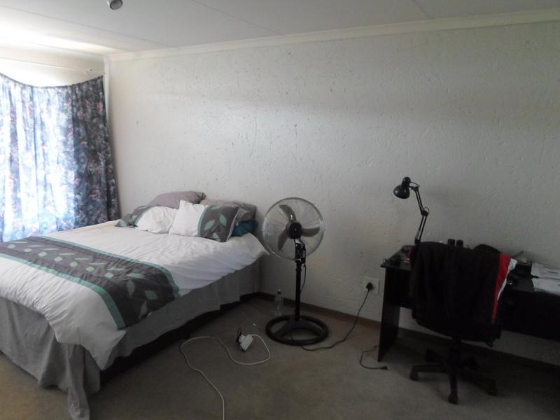 2 Bedroom Property for Sale in Weltevreden Park Gauteng
