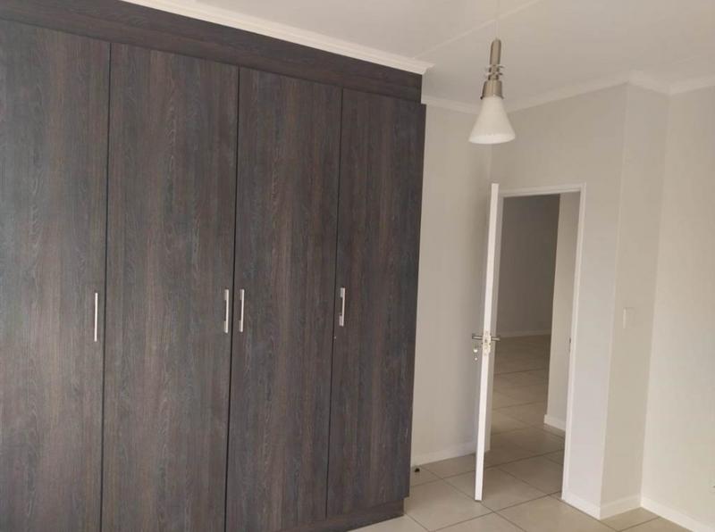 To Let 3 Bedroom Property for Rent in Equestria Gauteng