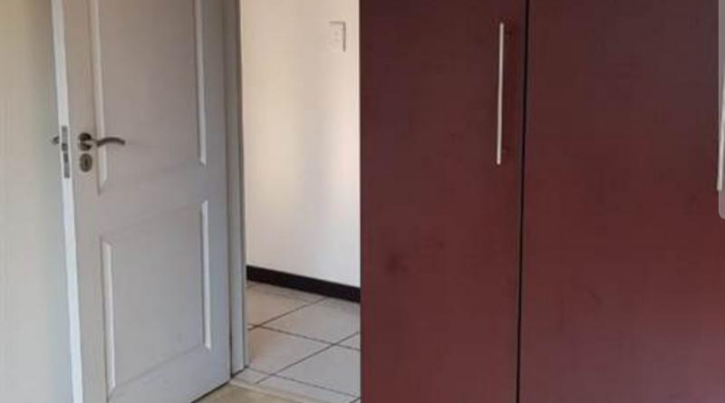To Let 1 Bedroom Property for Rent in Greenstone Hill Gauteng