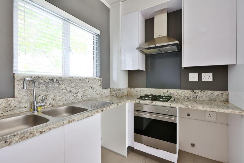 To Let 2 Bedroom Property for Rent in Bryanston Gauteng