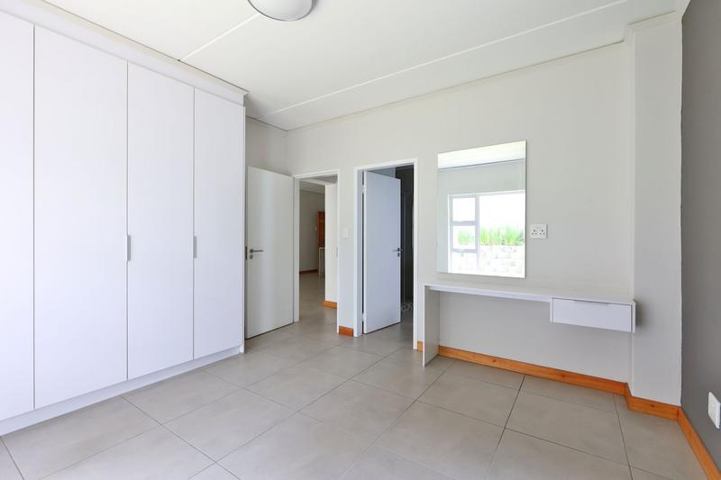 To Let 2 Bedroom Property for Rent in Bryanston Gauteng