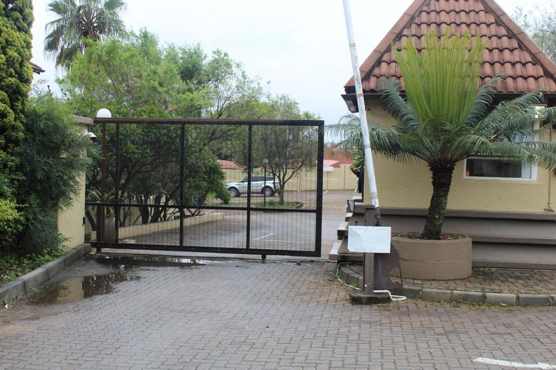 3 Bedroom Property for Sale in Vorna Valley Gauteng