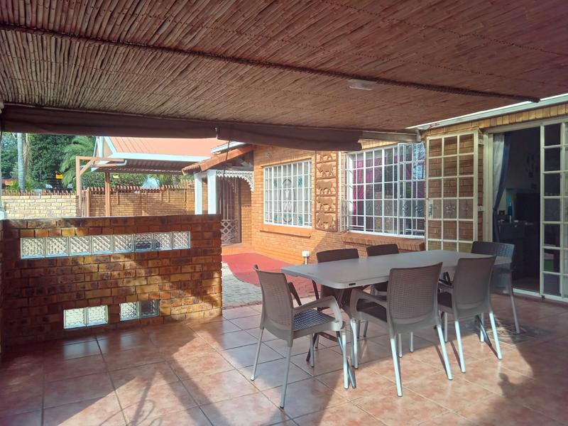 3 Bedroom Property for Sale in Wierda Park Gauteng
