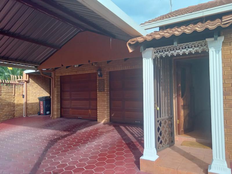 3 Bedroom Property for Sale in Wierda Park Gauteng