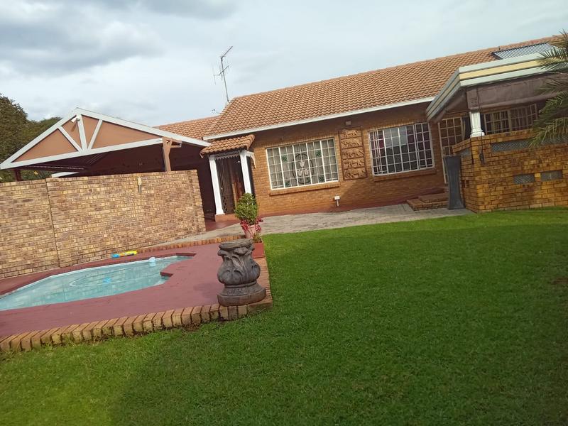 3 Bedroom Property for Sale in Wierda Park Gauteng