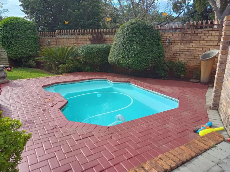 3 Bedroom Property for Sale in Wierda Park Gauteng