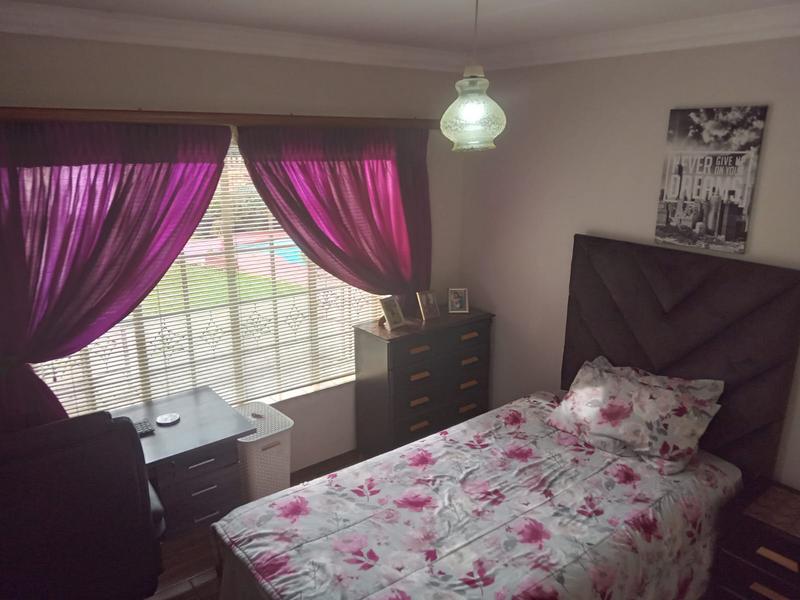 3 Bedroom Property for Sale in Wierda Park Gauteng