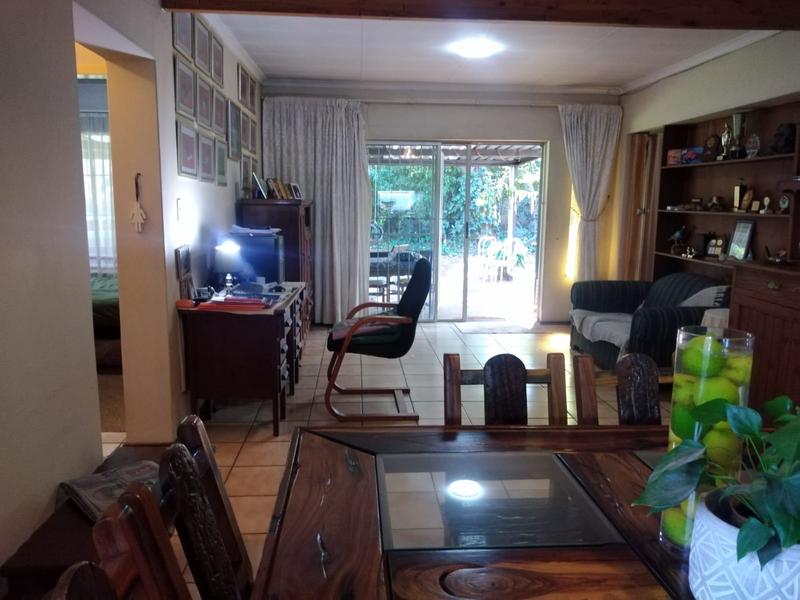 4 Bedroom Property for Sale in Wierda Park Gauteng