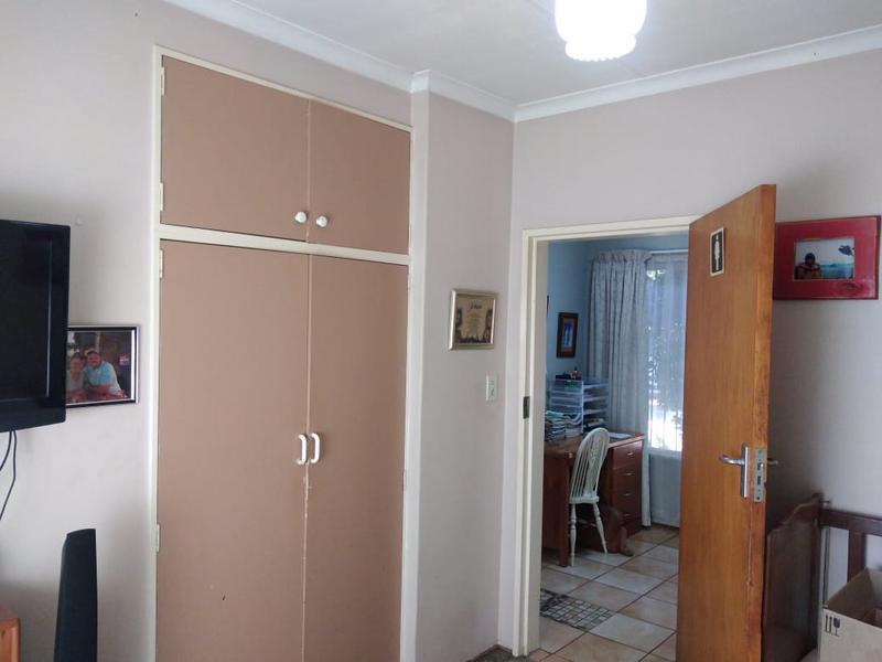 4 Bedroom Property for Sale in Wierda Park Gauteng