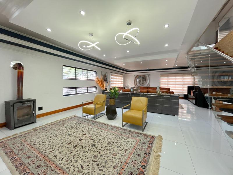 To Let 4 Bedroom Property for Rent in Northcliff Gauteng