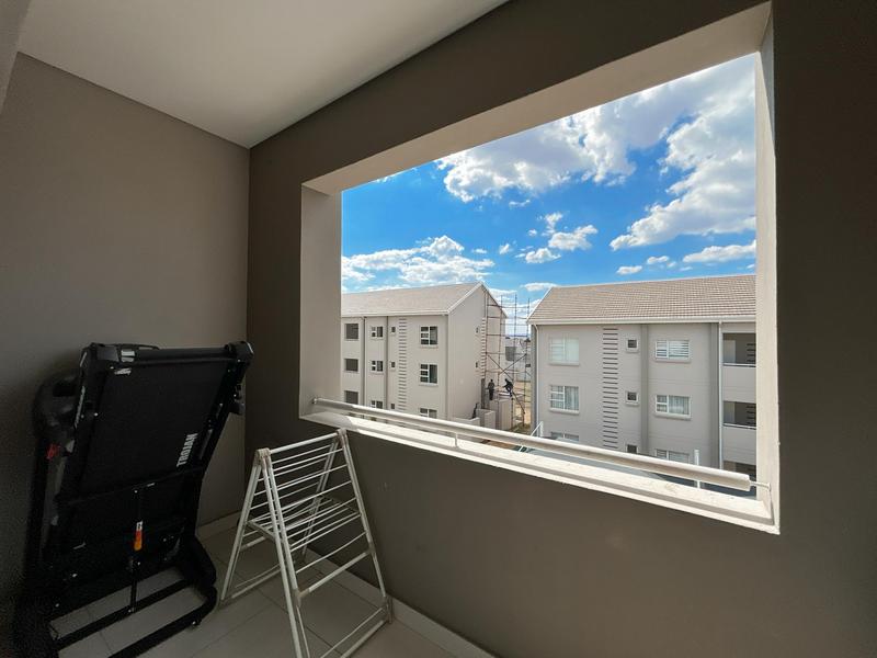 To Let 2 Bedroom Property for Rent in Blue Hills Gauteng