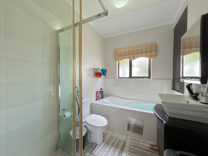 To Let 2 Bedroom Property for Rent in Noordwyk Gauteng