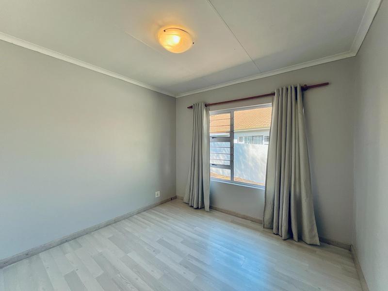 To Let 3 Bedroom Property for Rent in Craigavon Gauteng