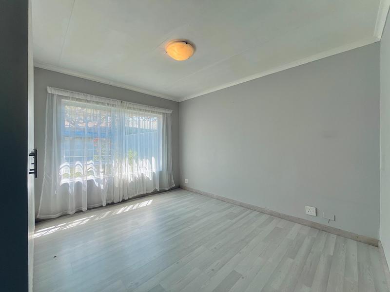 To Let 3 Bedroom Property for Rent in Craigavon Gauteng