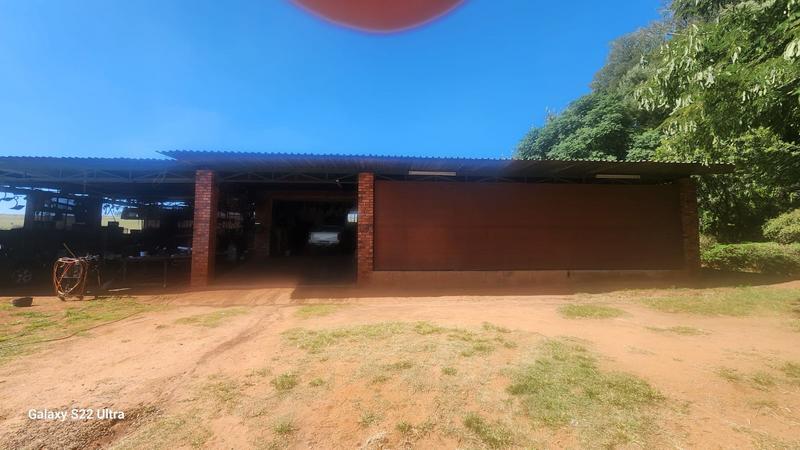 7 Bedroom Property for Sale in Tarlton Gauteng