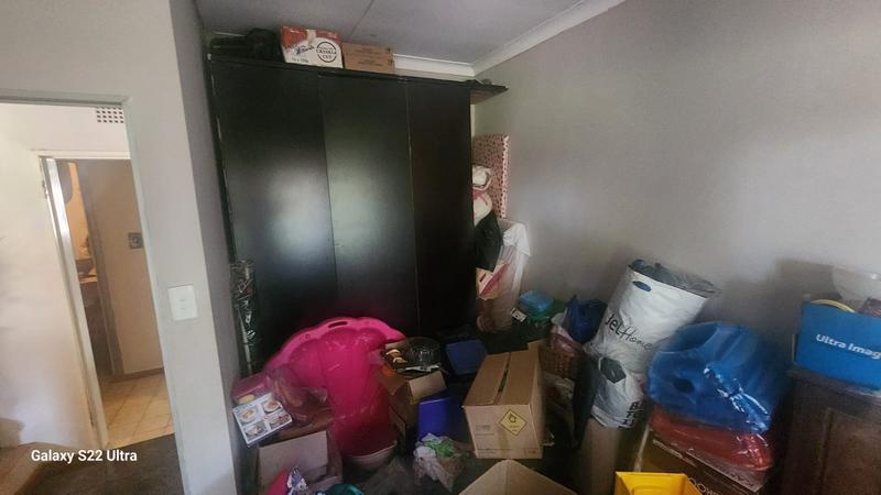 7 Bedroom Property for Sale in Tarlton Gauteng