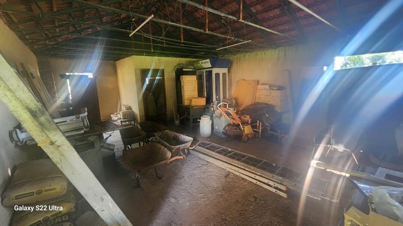7 Bedroom Property for Sale in Tarlton Gauteng