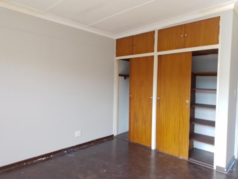 1 Bedroom Property for Sale in Florida Park Gauteng