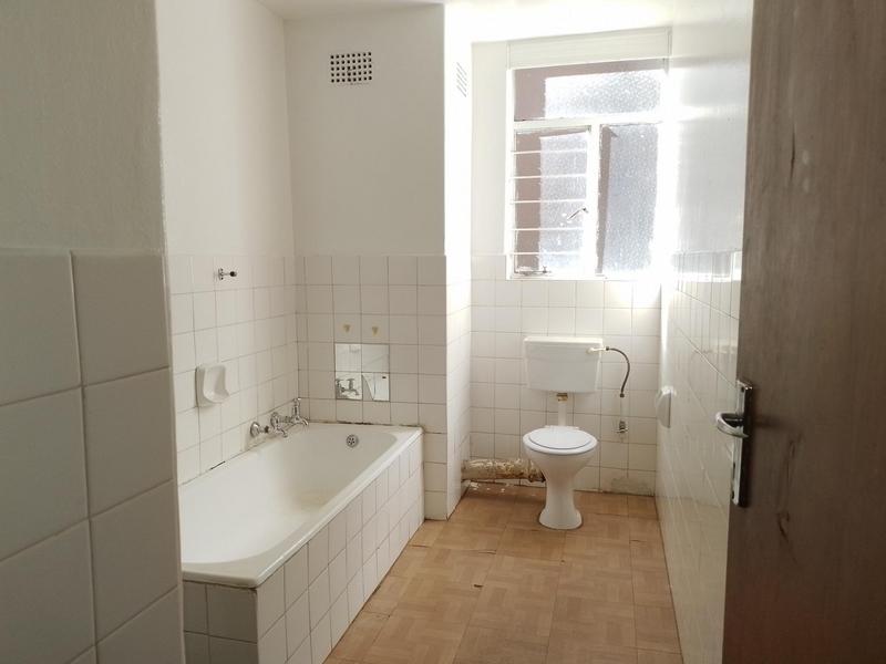 1 Bedroom Property for Sale in Florida Park Gauteng