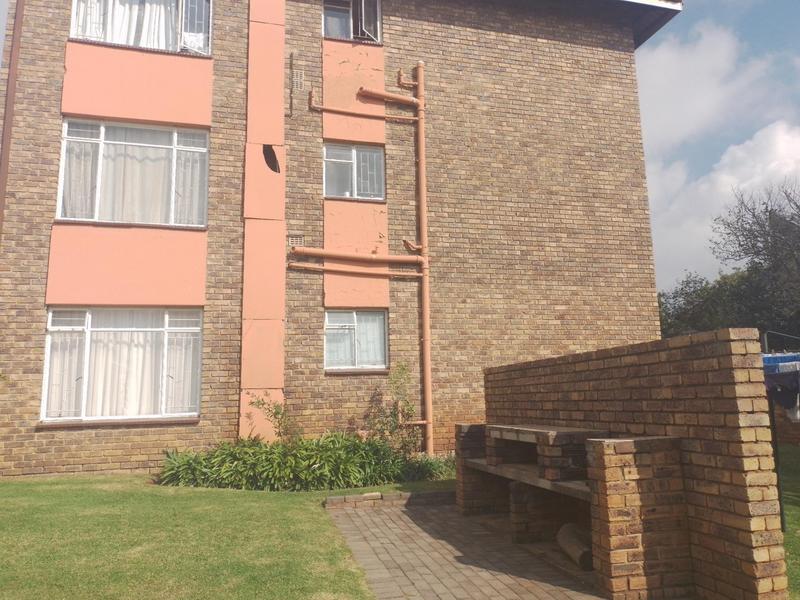 1 Bedroom Property for Sale in Whiteridge Gauteng