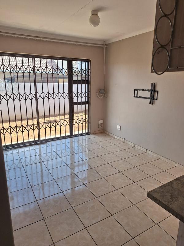 3 Bedroom Property for Sale in Witpoortjie Gauteng