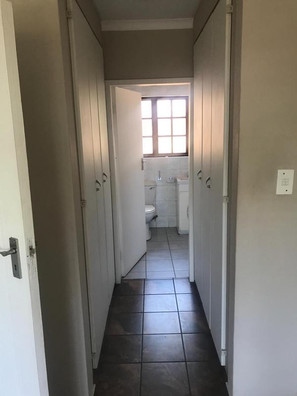 To Let 2 Bedroom Property for Rent in Garsfontein Gauteng
