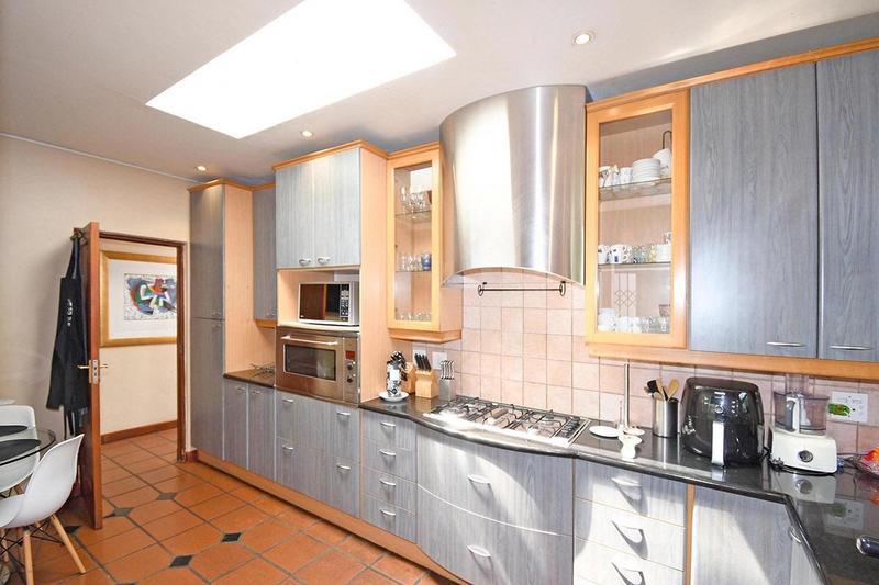 3 Bedroom Property for Sale in Parkmore Gauteng