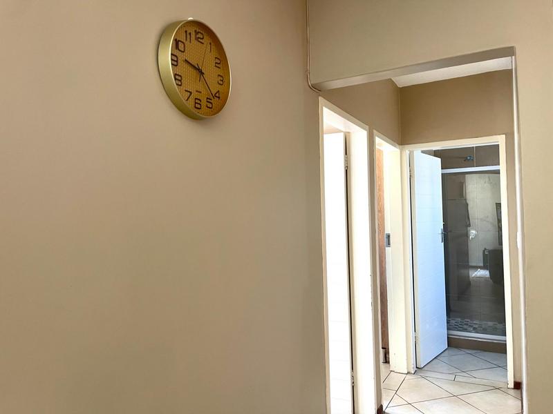 2 Bedroom Property for Sale in Noordwyk Ext 1 Gauteng