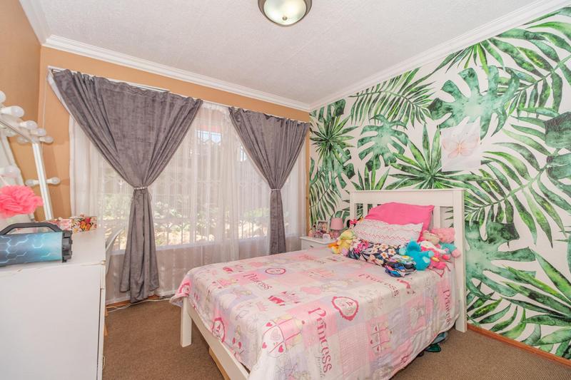 4 Bedroom Property for Sale in Noordheuwel Gauteng
