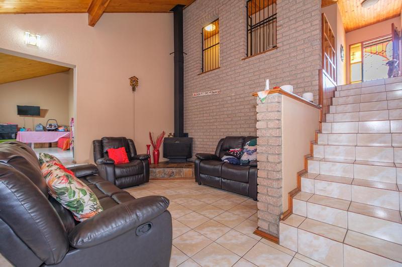 4 Bedroom Property for Sale in Noordheuwel Gauteng