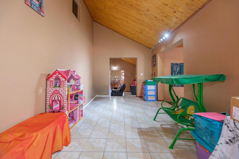 4 Bedroom Property for Sale in Noordheuwel Gauteng
