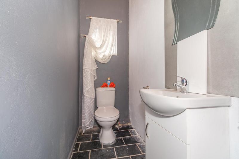 4 Bedroom Property for Sale in Noordheuwel Gauteng