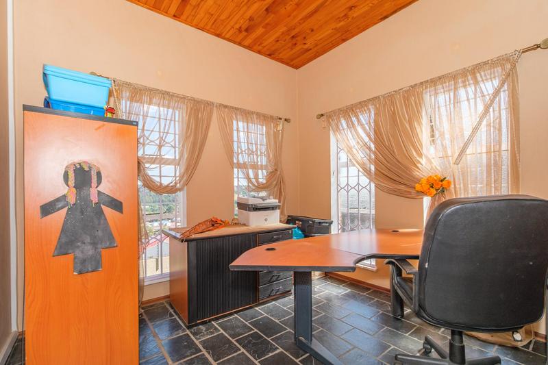 4 Bedroom Property for Sale in Noordheuwel Gauteng