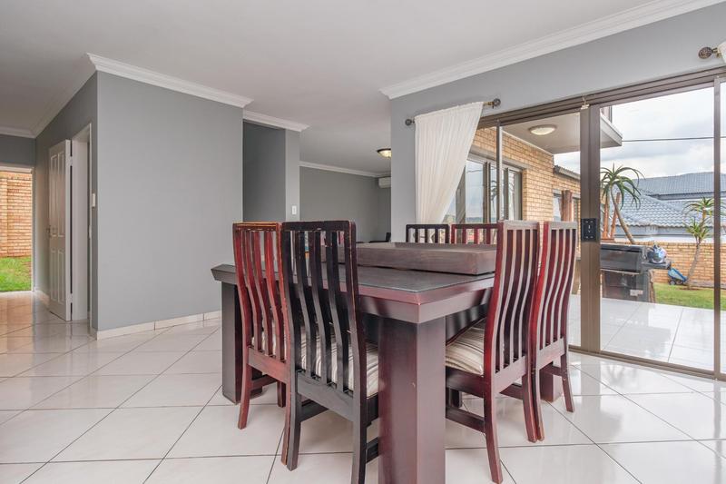 4 Bedroom Property for Sale in Rangeview Gauteng