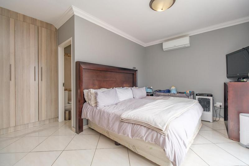 4 Bedroom Property for Sale in Rangeview Gauteng