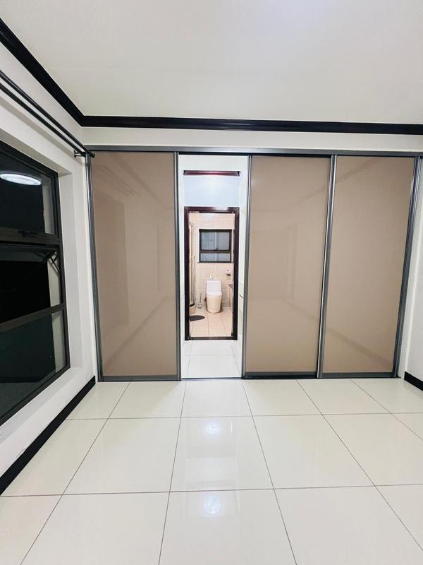 To Let 3 Bedroom Property for Rent in Broadacres Gauteng