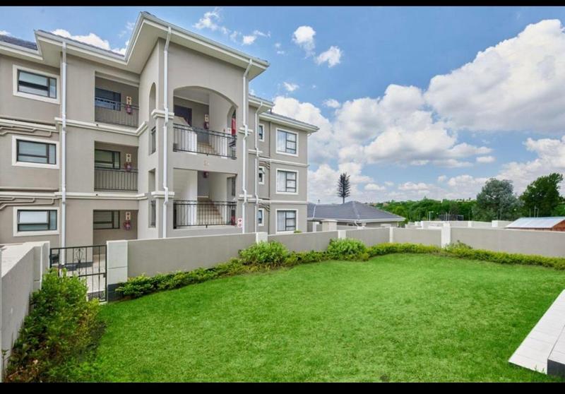 To Let 2 Bedroom Property for Rent in Broadacres Gauteng