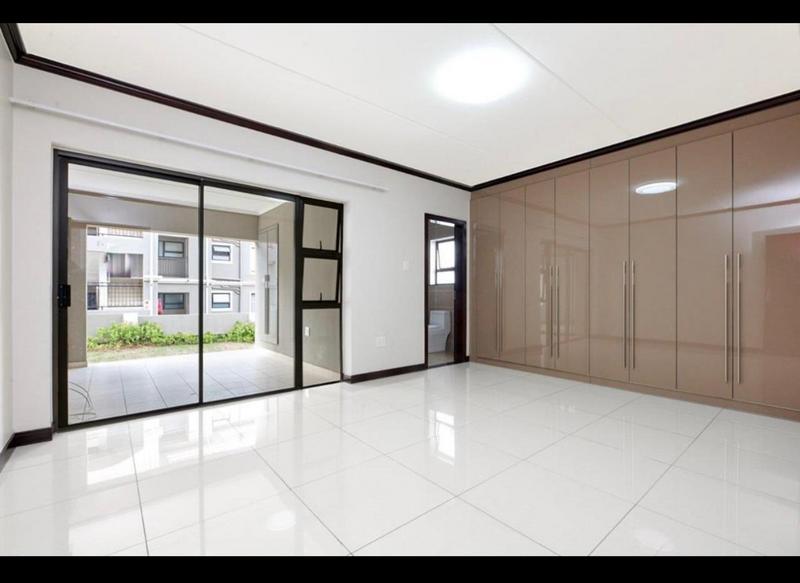 To Let 2 Bedroom Property for Rent in Broadacres Gauteng