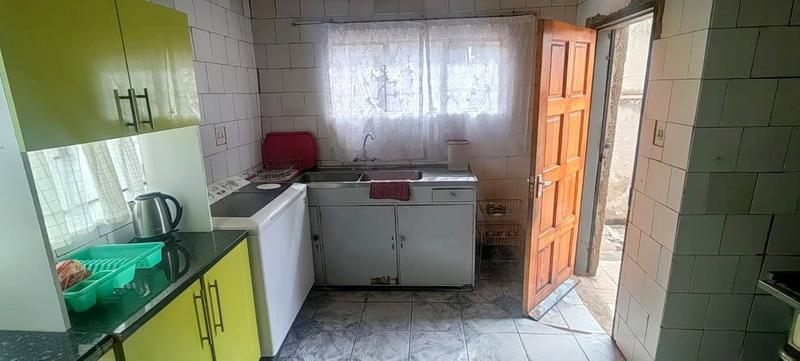2 Bedroom Property for Sale in Diepkloof Gauteng