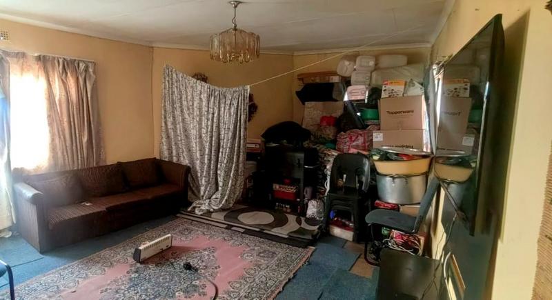 2 Bedroom Property for Sale in Diepkloof Gauteng