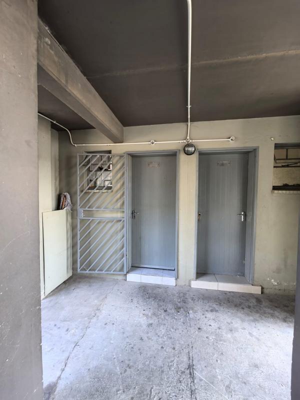 2 Bedroom Property for Sale in Fleurhof Gauteng